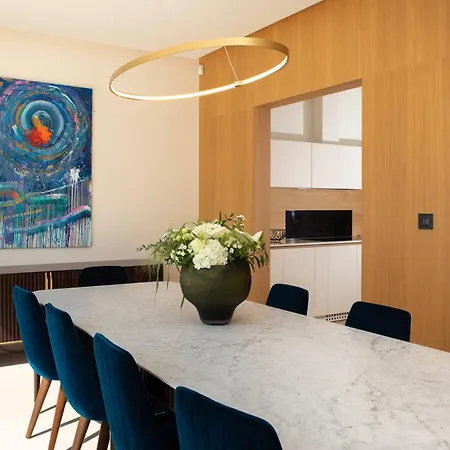 Incredibly Luxurious With Panoramic Pool בית נופש